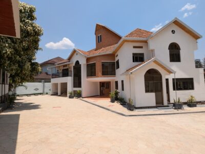 House for rent Nyarutarama Near SIMBA