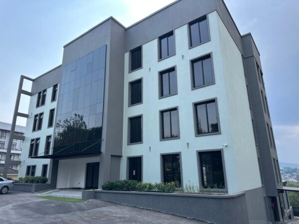Office for Rent in Nyarutarama - Image 7