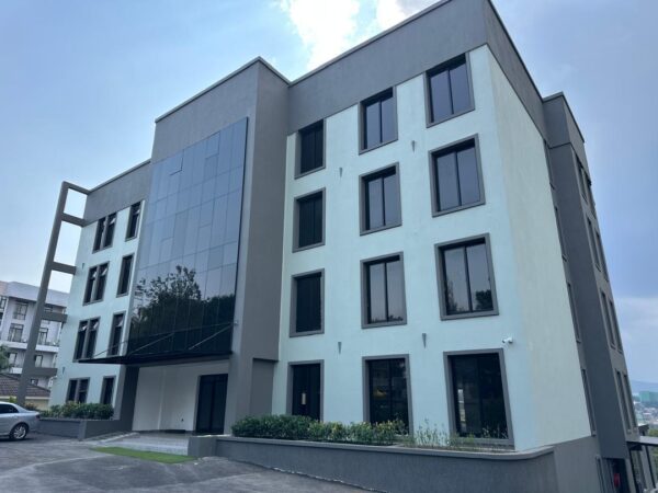 Office for Rent in Nyarutarama - Image 8