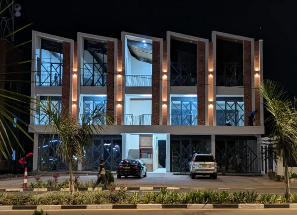 HOTEL FOR SALE AT MUHAZI RWAMAGANA - Image 2
